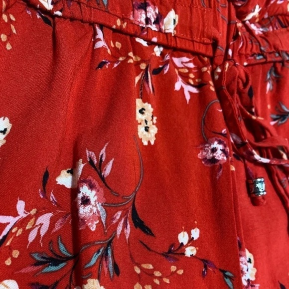 Strapless Floral Romper - Picture 3 of 4